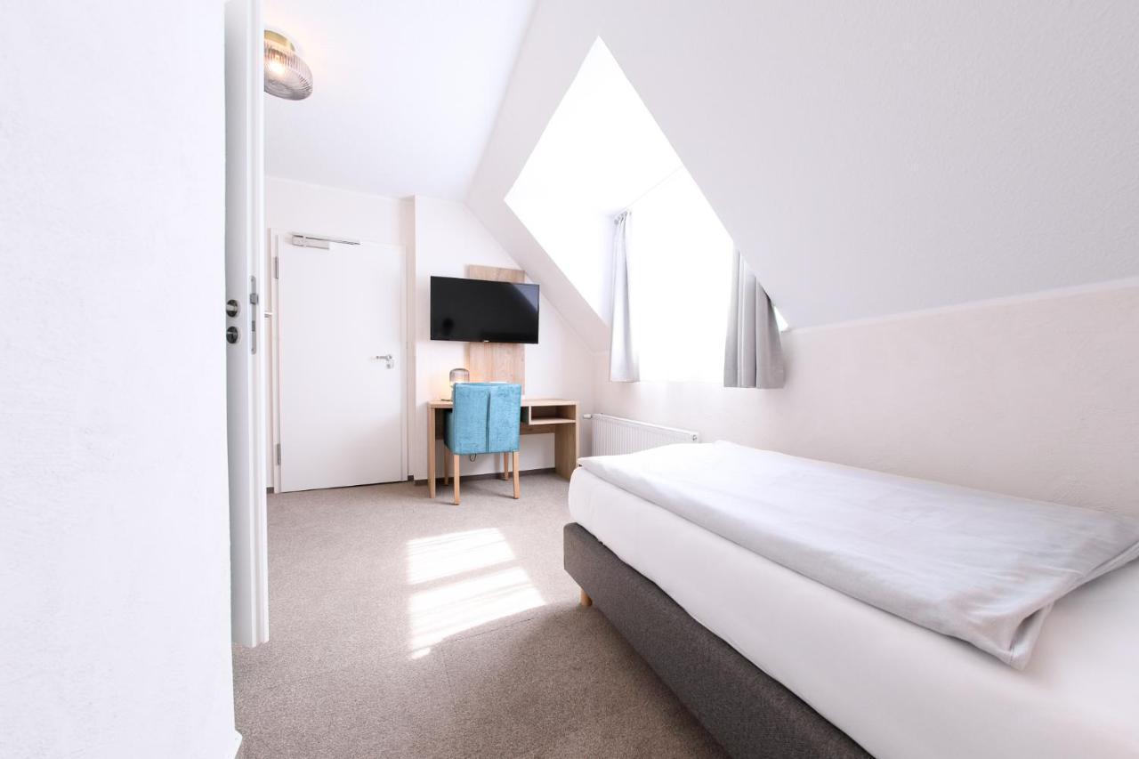 24/7 Selfcheckin Schmiedestrasse Hotel Лер Екстериор снимка