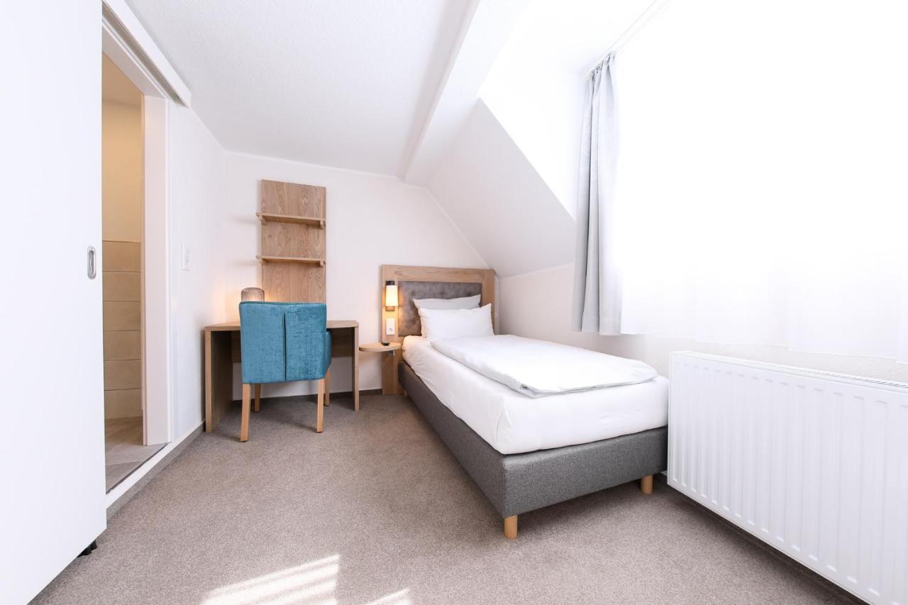 24/7 Selfcheckin Schmiedestrasse Hotel Лер Екстериор снимка
